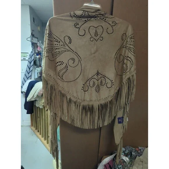 Curations Caravan Tan Faux Suede Laser Cut Fringe Wrap Shawl Studded Boho OS - Picture 11 of 16